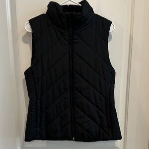 NY & Company Medium Black Quilted Vest